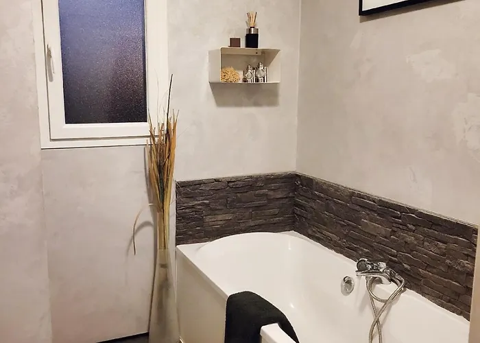 Maison Cosy Entre Et Briere * 特里尼亚克